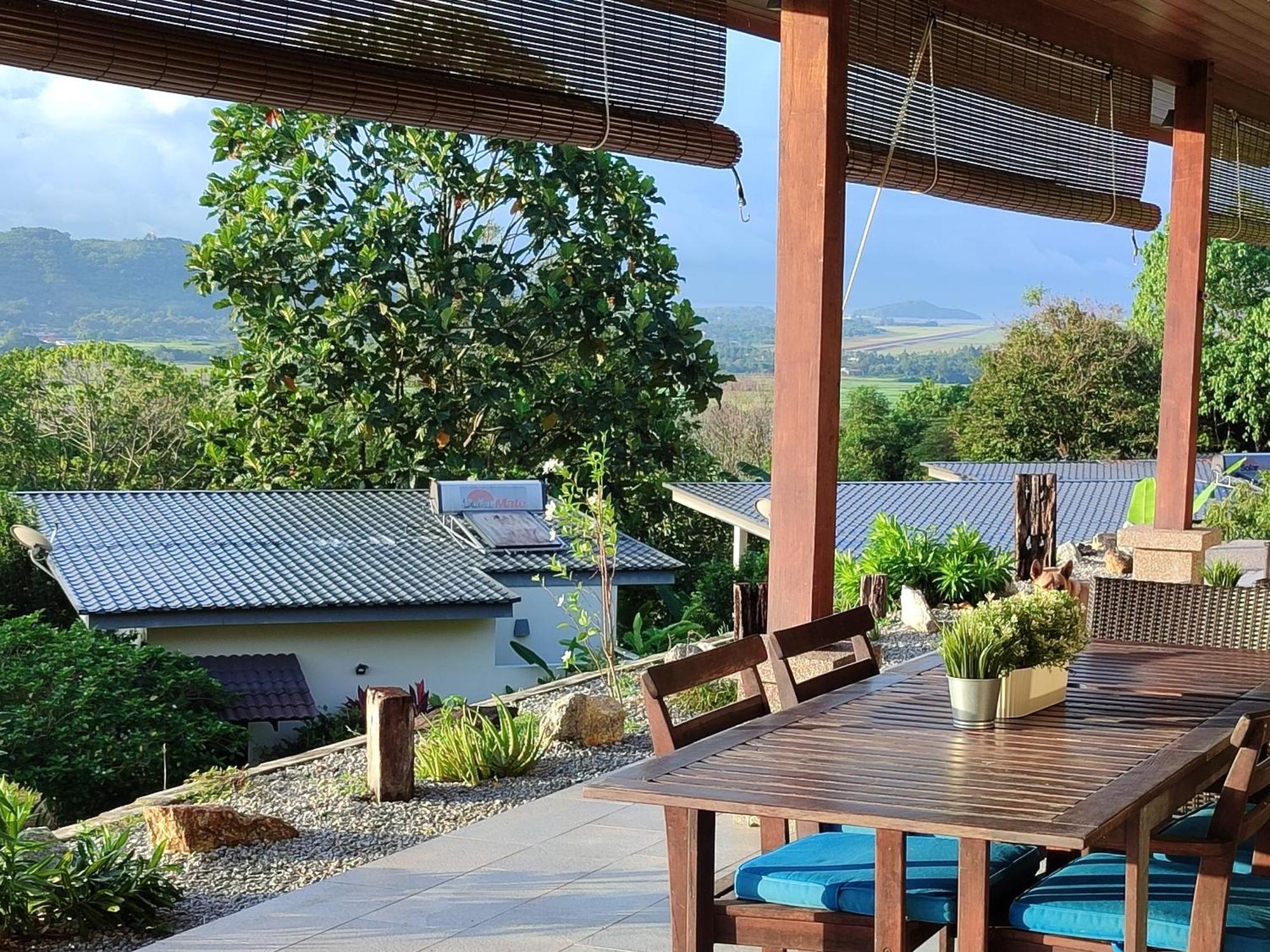 Padang Mat Sirat Ranis Lodge מראה חיצוני תמונה
